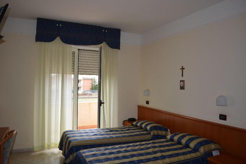 La Buona Forchetta - S. Anna Hotel San Giovanni Rotondo Ngoại thất bức ảnh