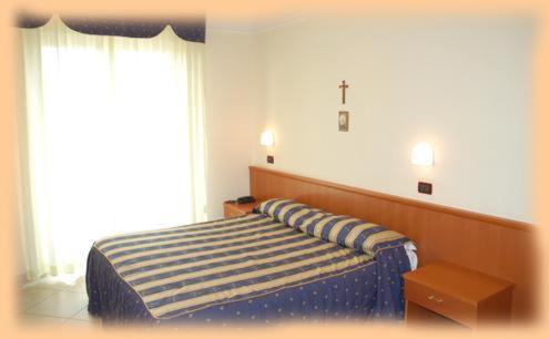 La Buona Forchetta - S. Anna Hotel San Giovanni Rotondo Ngoại thất bức ảnh